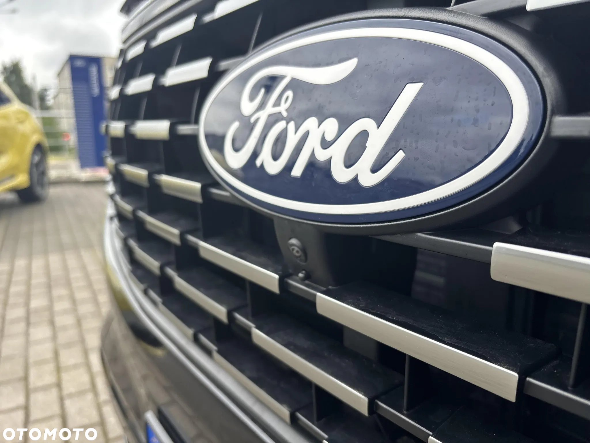Ford Tourneo Custom 2.0 EcoBlue 320 L2 Titanium - 14
