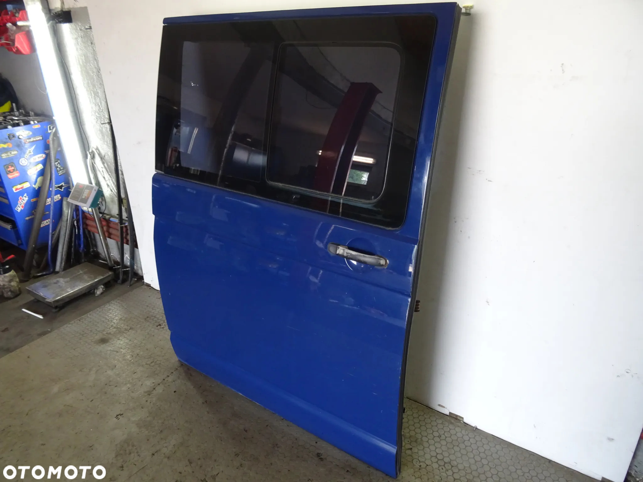 LL5M drzwi boczne przesuwne prawe VW T5 czesci - 2