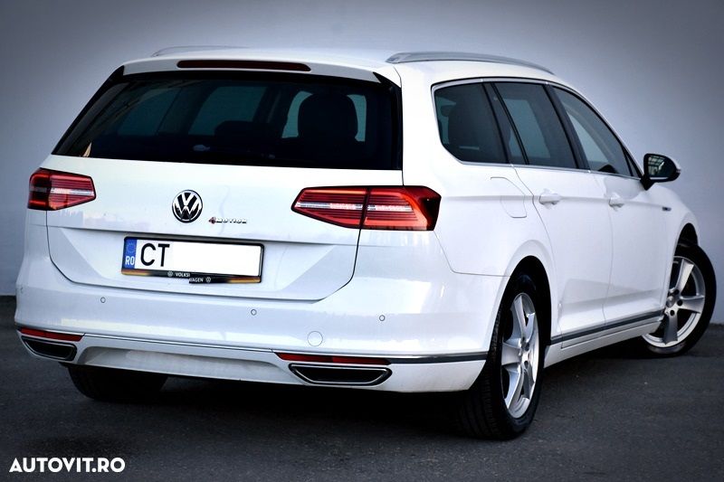 Volkswagen Passat - 10