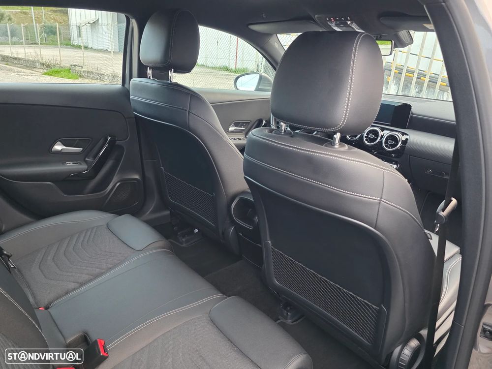 Mercedes-Benz A 160 Edition 2020 - 23