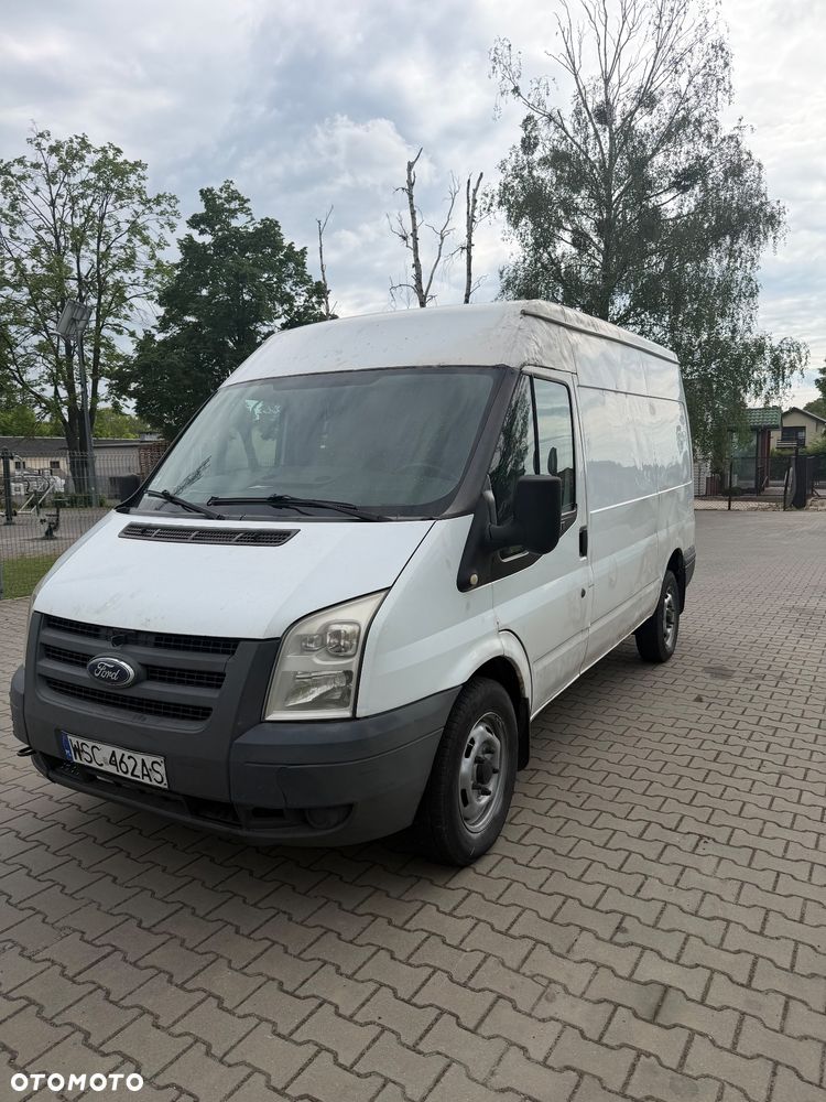 Ford Transit 350L - 1