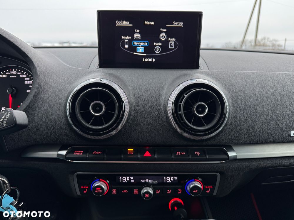 Audi A3 Sportback 2.0 TDI Quattro Ambiente S tronic - 9