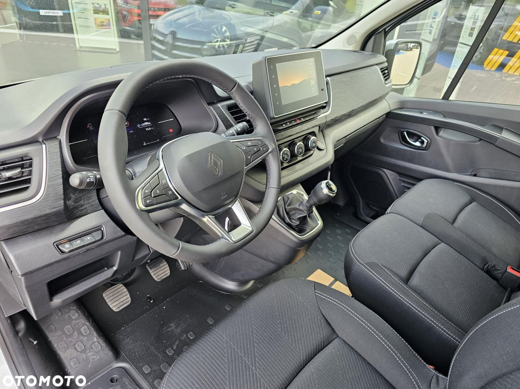 Renault Trafic [TRU] - 8
