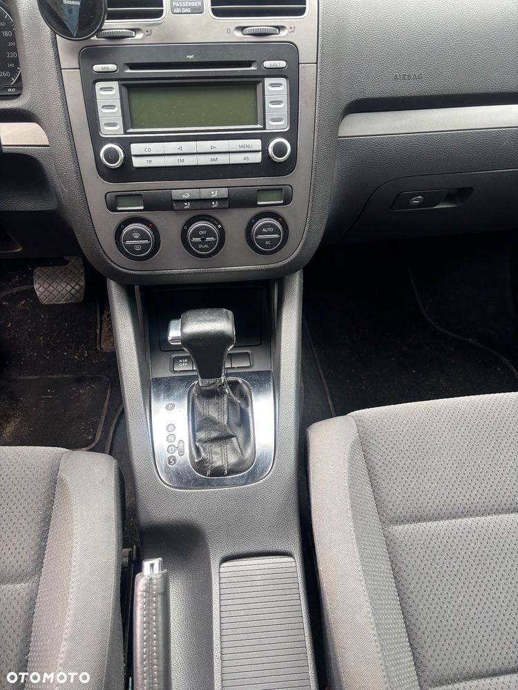 Volkswagen Golf 1.9 TDI DSG Comfortline - 14