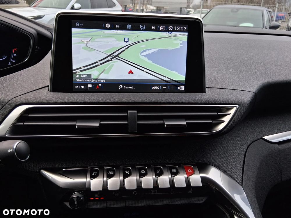 Peugeot 3008 1.2 PureTech Allure S&S EAT8 - 12