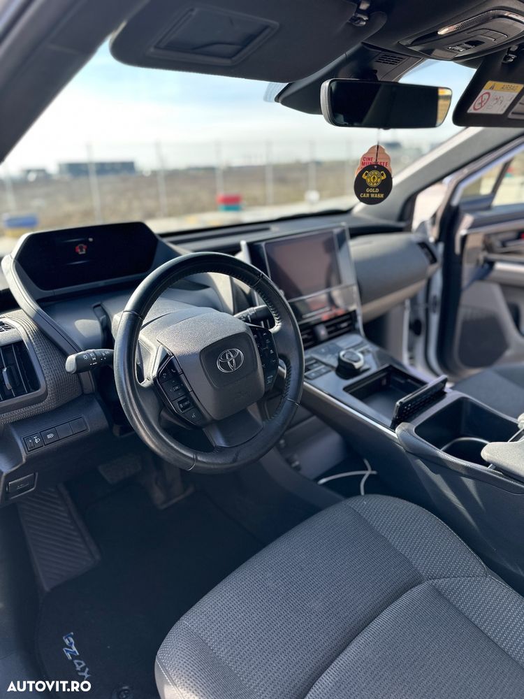 Toyota BZ4X 160 KW AWD (4x4) Dynamic - 15