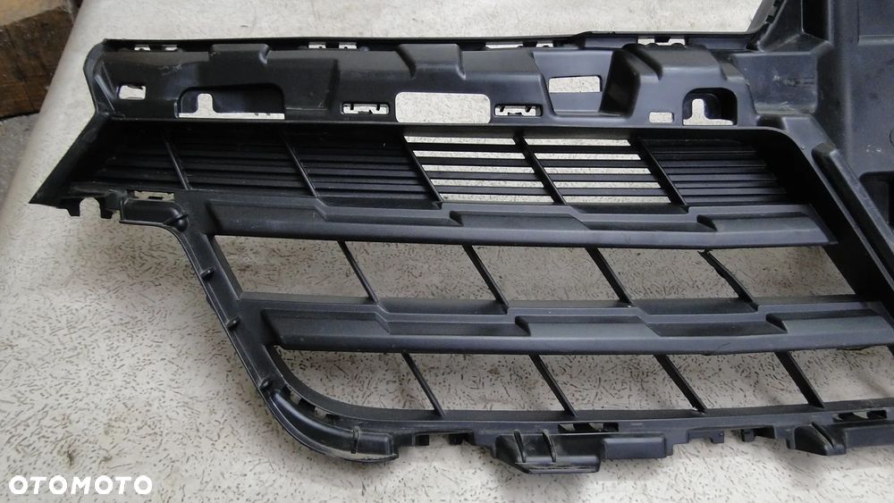 RENAULT EXPRESS ATRAPA GRILL 21-23r - 3