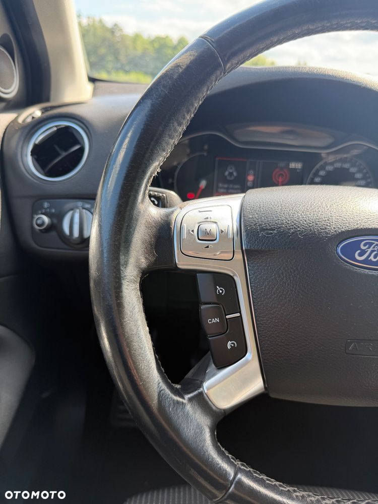 Ford Mondeo 2.0 TDCi Titanium X - 18