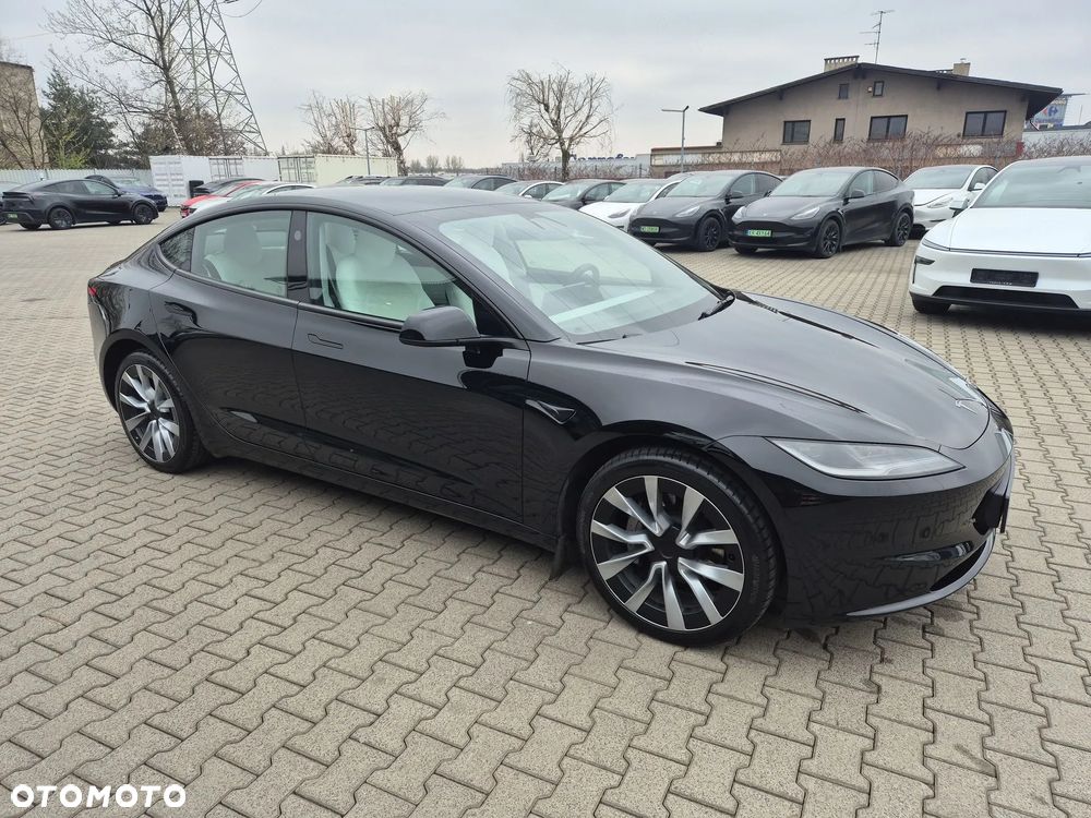 Tesla Model 3 Long Range AWD - 13