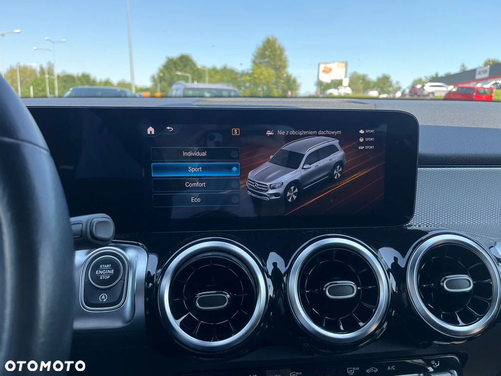 Mercedes-Benz GLB 200 Edition 1 7G-DCT - 24
