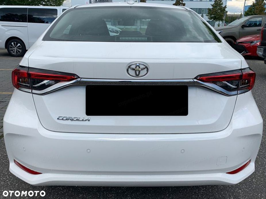 Toyota Corolla - 5
