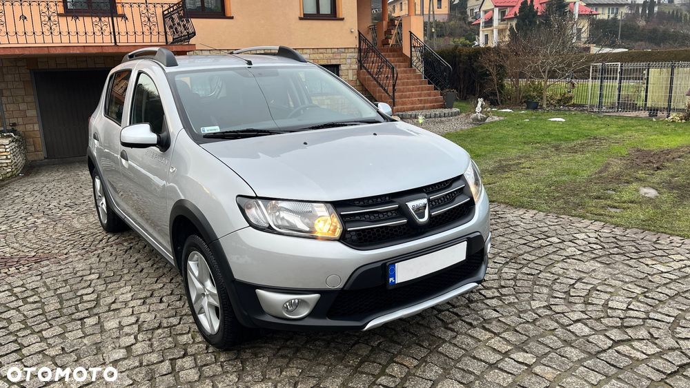 Dacia Sandero dCi 90 S&S Celebration - 1
