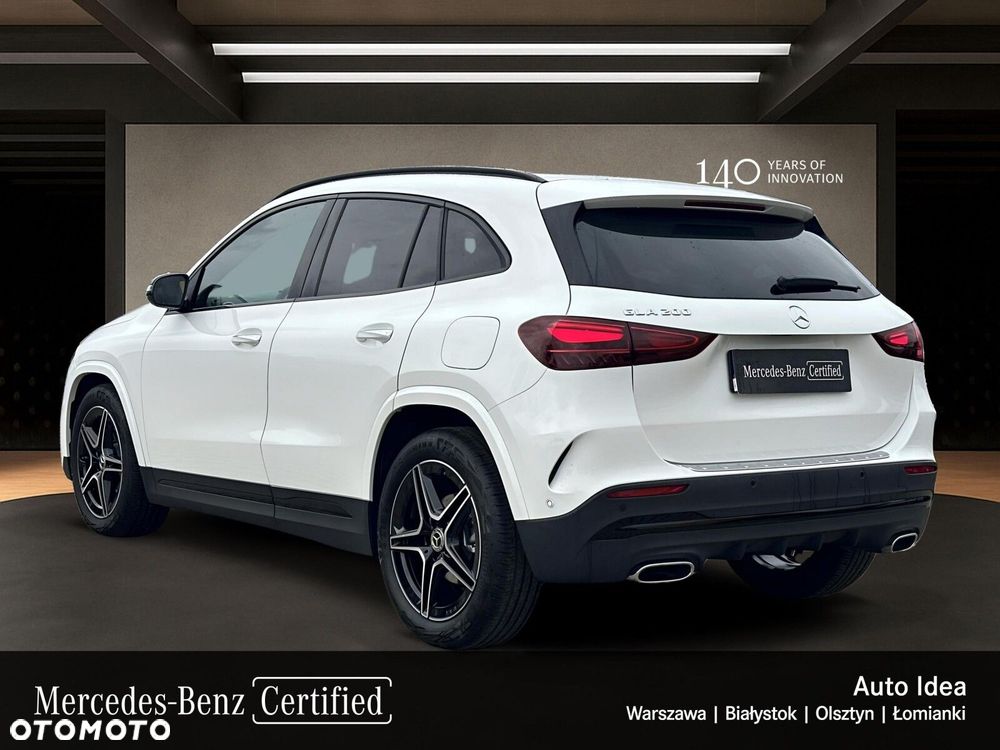 Mercedes-Benz GLA 200 AMG Line - 4