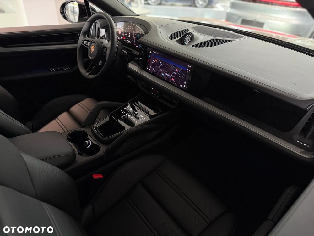 Porsche Cayenne S - 28