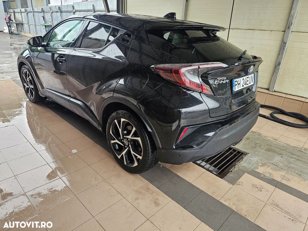 Toyota C-HR 1.8 HSD 4x2 CVT C-enter - 11