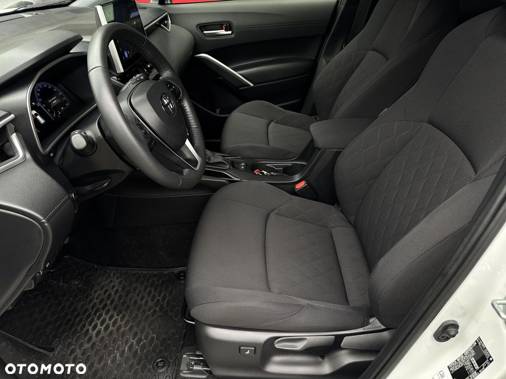 Toyota Corolla Cross - 8