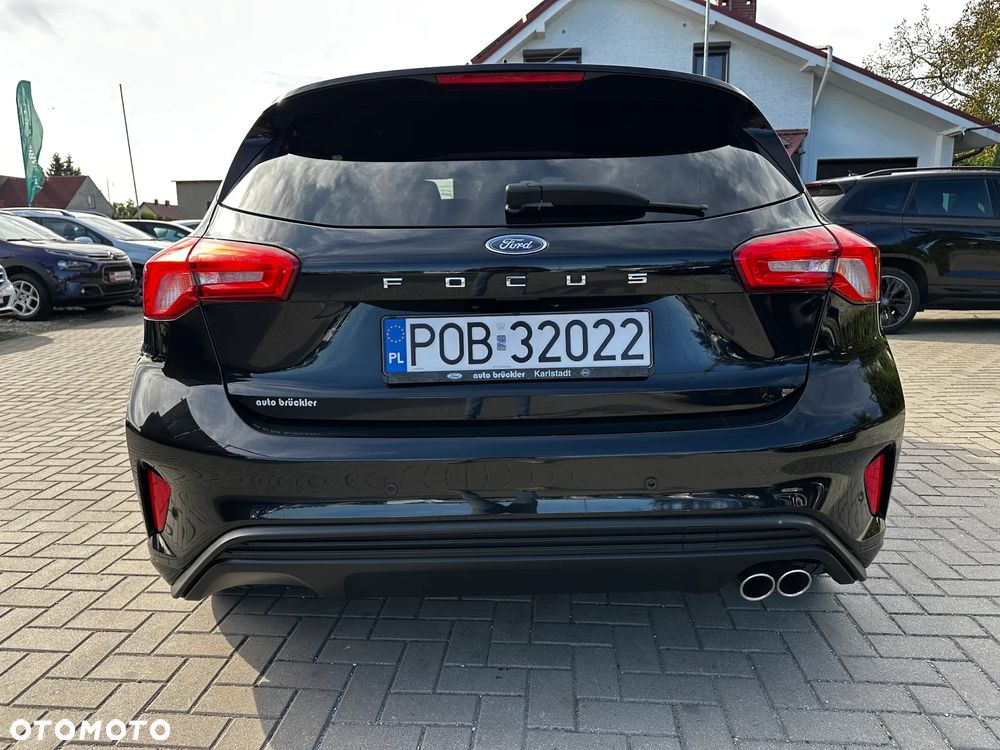 Ford Focus - 36
