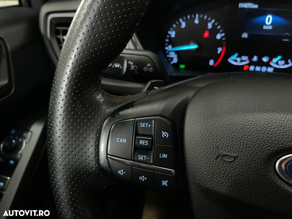 Ford Focus 1.0 EcoBoost Hybrid Aut. ST-LINE - 21