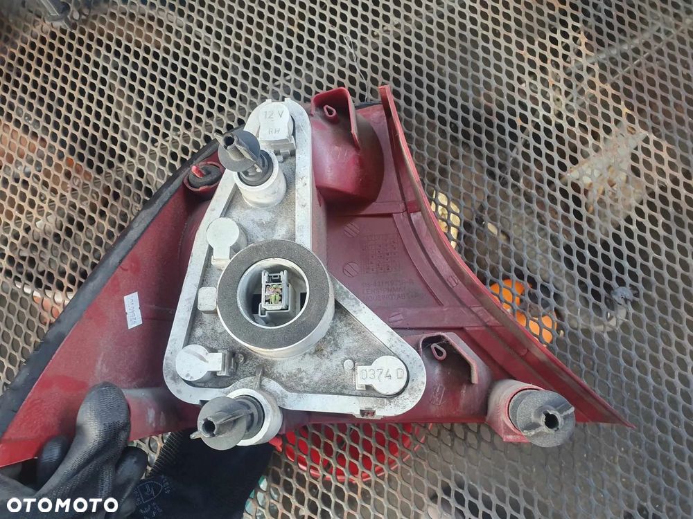 Ford Focus Mk1 Sedan 1998-2004 Lampy tyne prawa,lewa. - 4