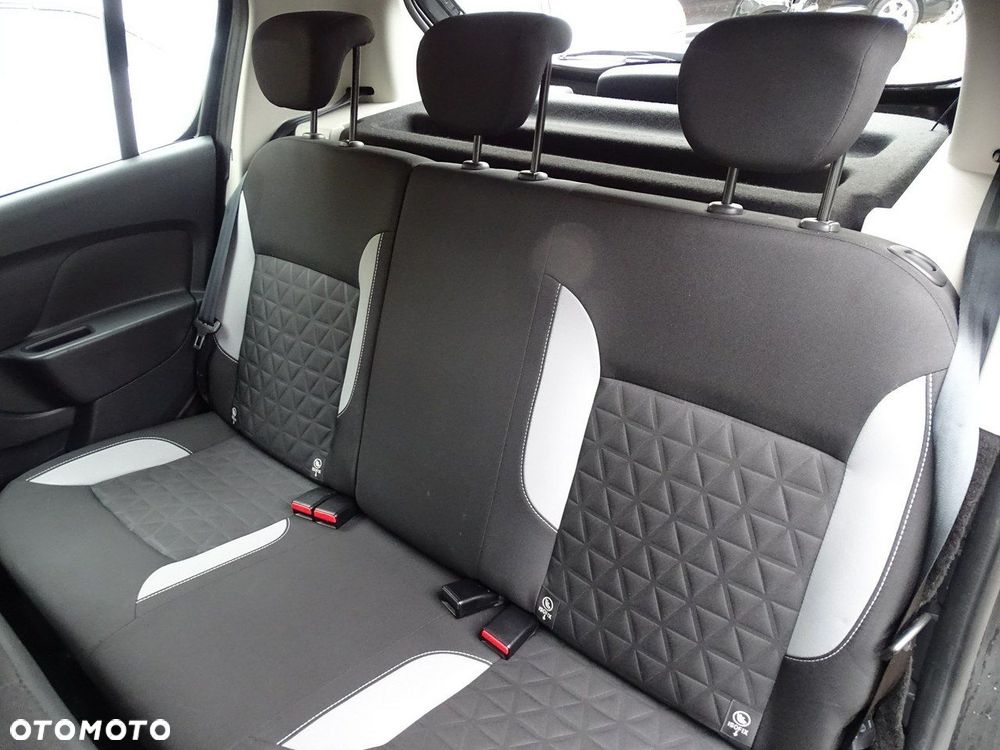 Dacia Sandero Stepway - 13