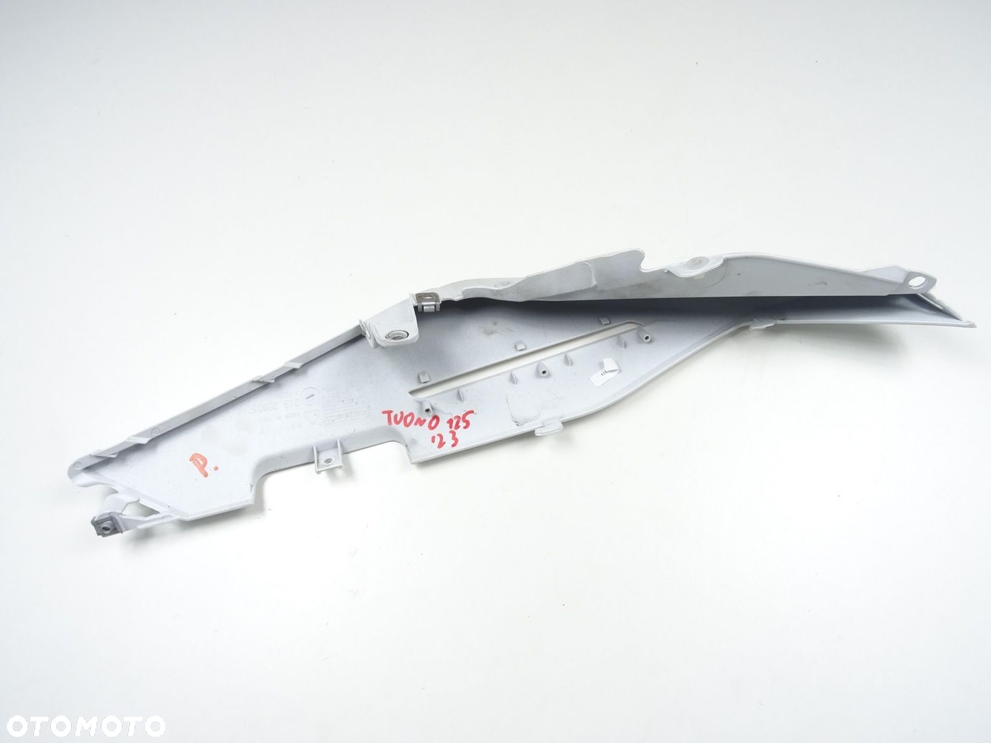 APRILIA TUONO 125 RS4 125 OWIEWKA OGON ZADUPEK PRAWY TYŁ TYLNY 23 - 6