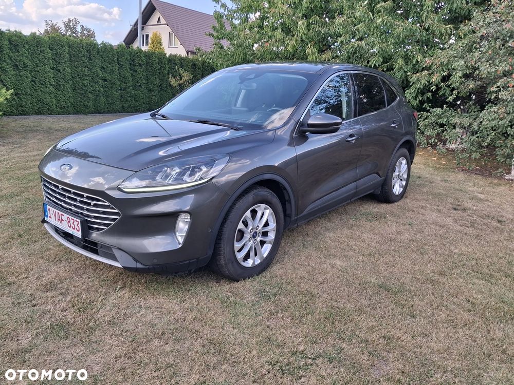 Ford Kuga - 1