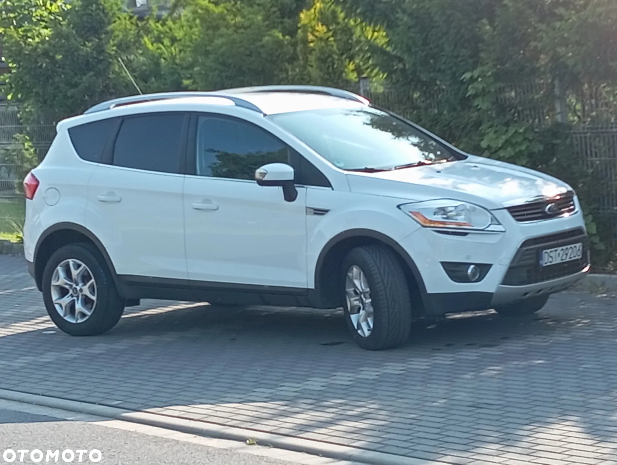 Ford Kuga 2.0 TDCi 2x4 Trend - 3
