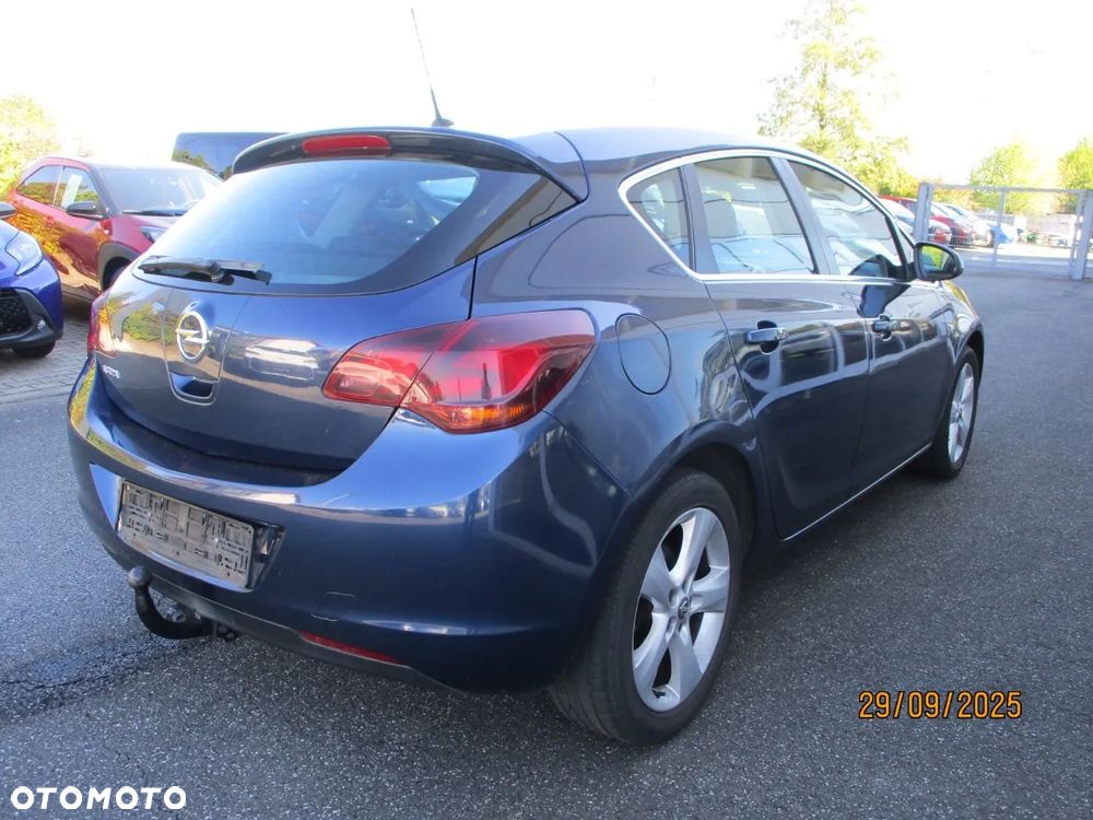 Opel Astra 1.6 Sport - 6
