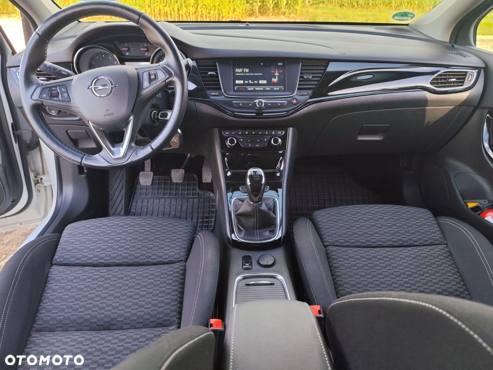Opel Astra 1.4 T Enjoy - 8