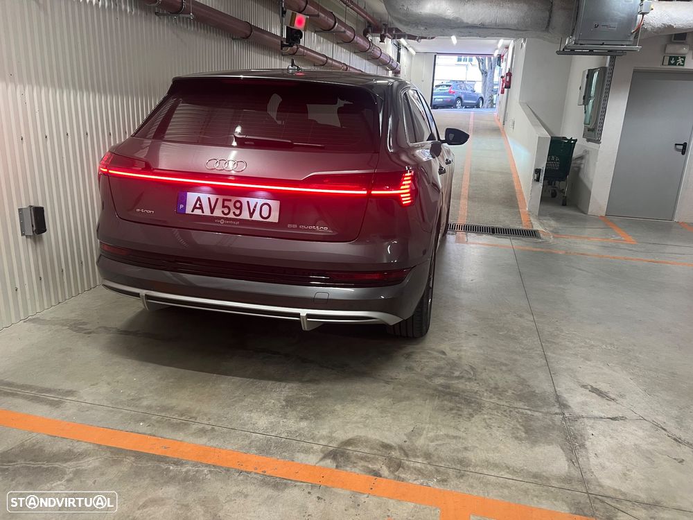 Audi e-tron 55 quattro S line - 10