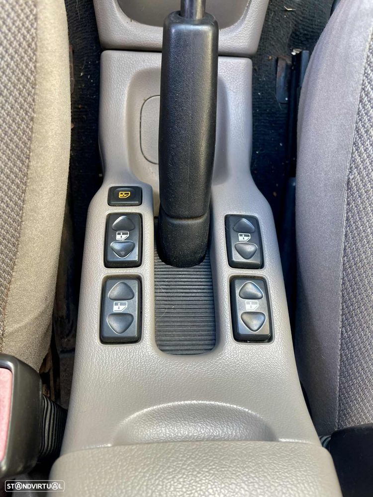 Land Rover Freelander 2.0 Td4 SE - 10