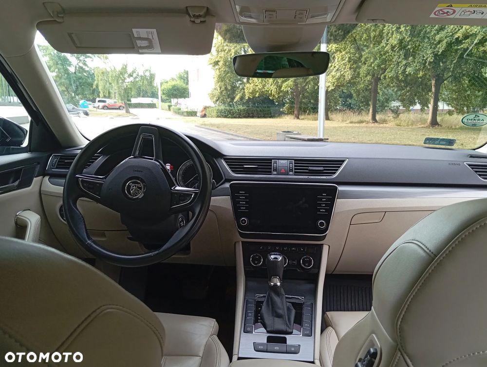 Skoda Superb 2.0 TSI Style DSG - 11