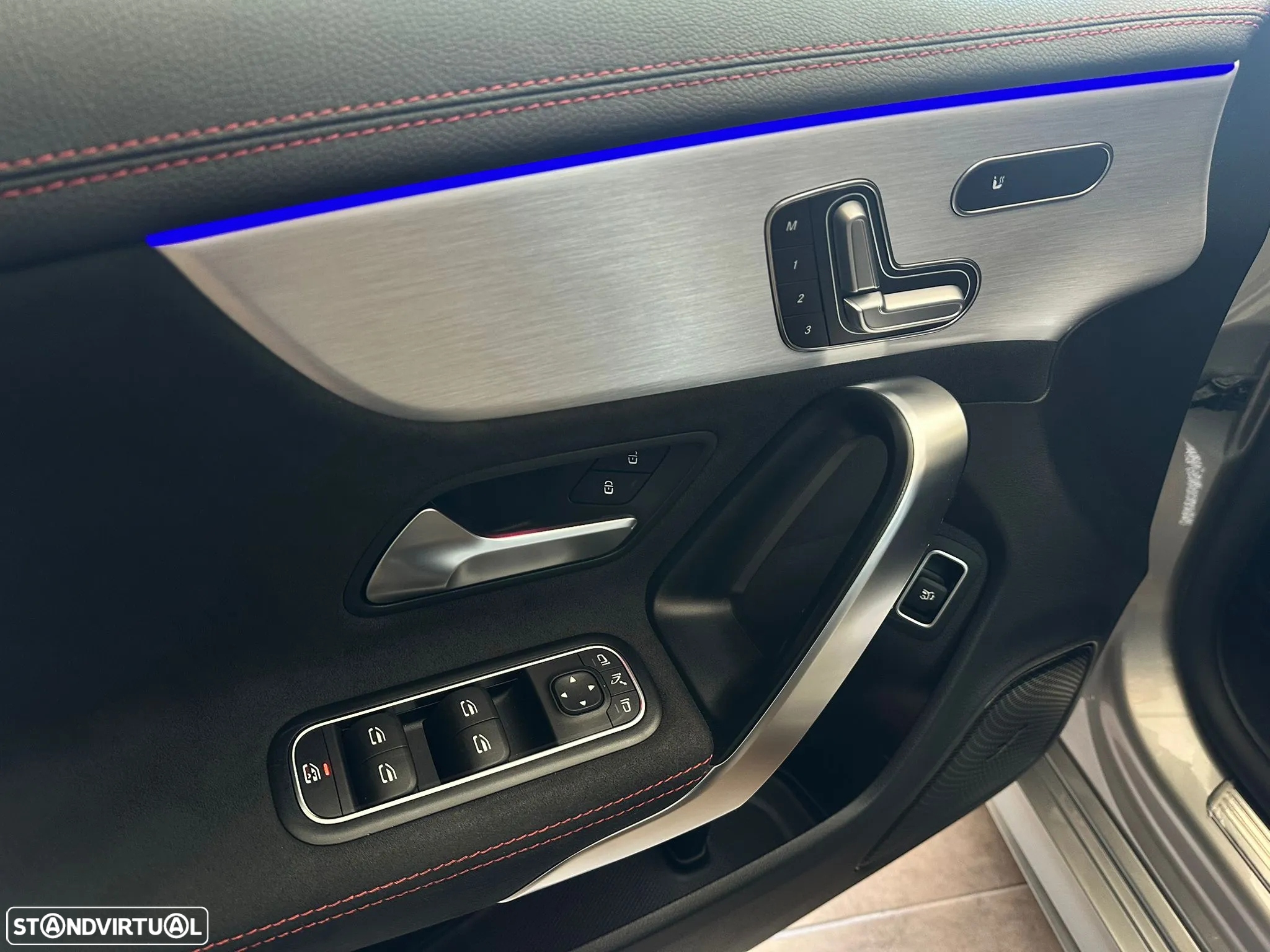 Mercedes-Benz CLA 180 d Shooting Brake 7G-DCT AMG Line - 17