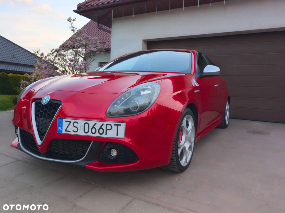 Alfa Romeo Giulietta 1.8 TBi 16V Quadrifoglio Verde - 4