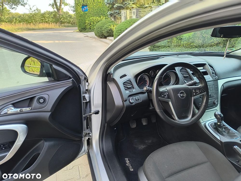 Opel Insignia - 21