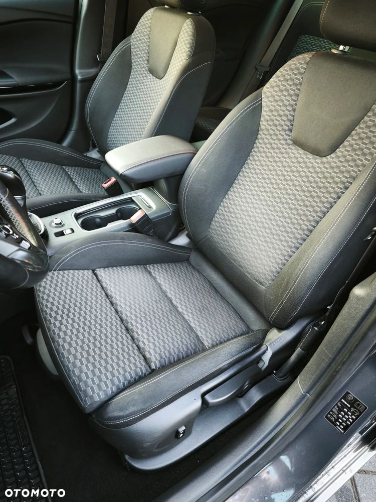 Opel Astra 1.6 CDTI Dynamic S&S - 12