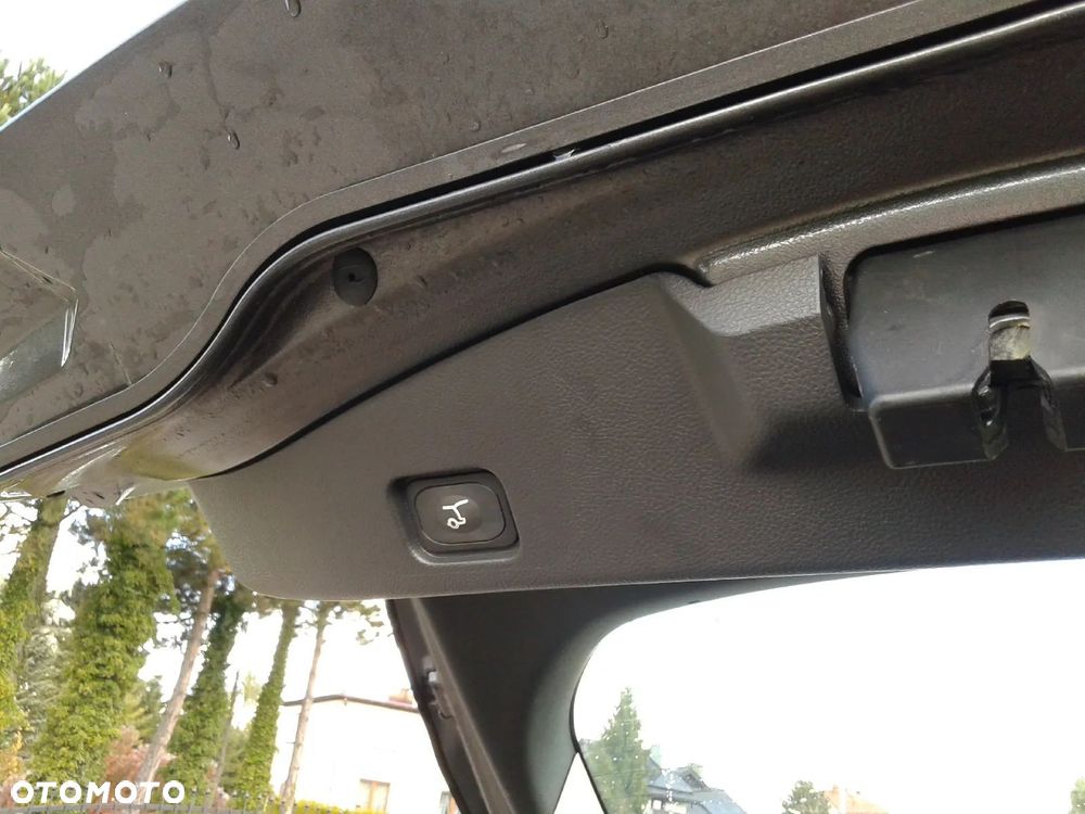 Ford Mondeo 1.5 EcoBoost Gold Edition - 16