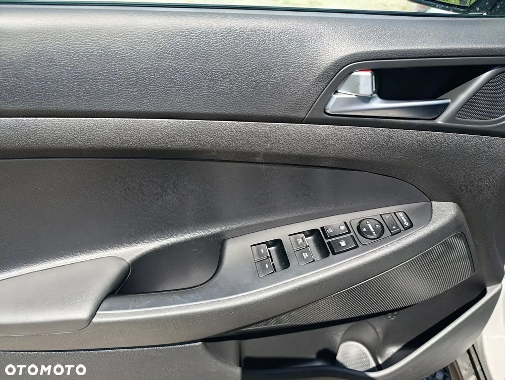 Hyundai Tucson 1.6 Turbo 2WD Advantage - 21