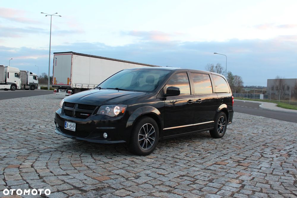 Dodge Grand Caravan - 1