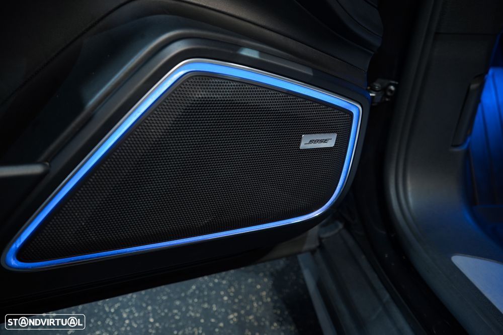 Porsche Panamera 4 E-Hybrid - 15