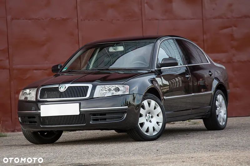 Skoda Superb 2.8 V6 Elegance - 2