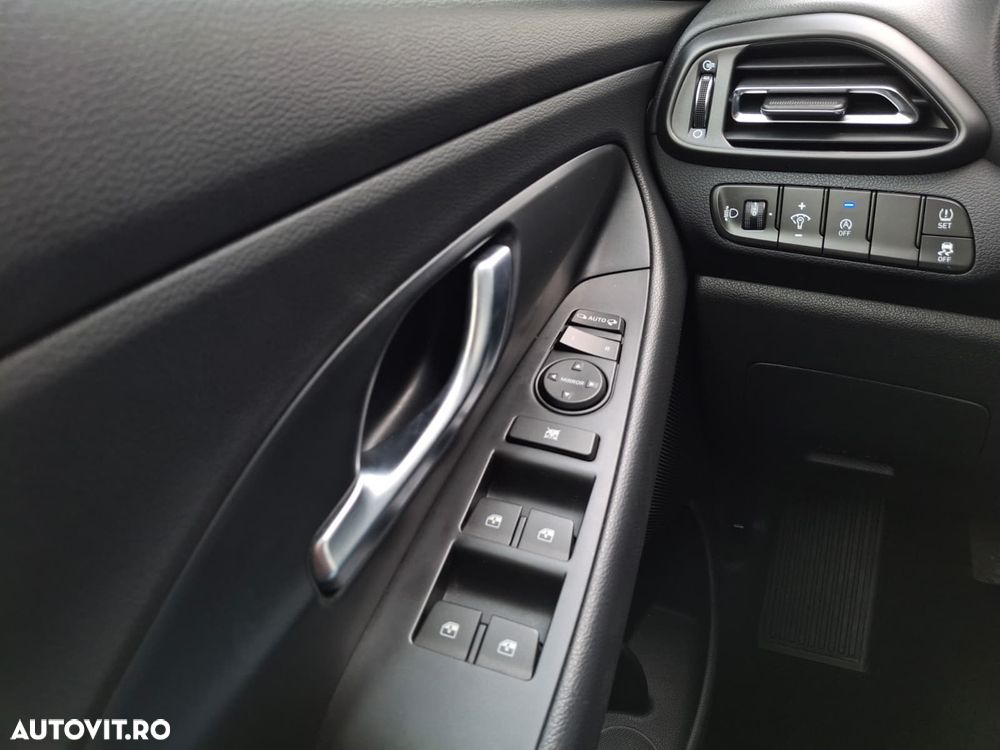 Hyundai i30 - 28