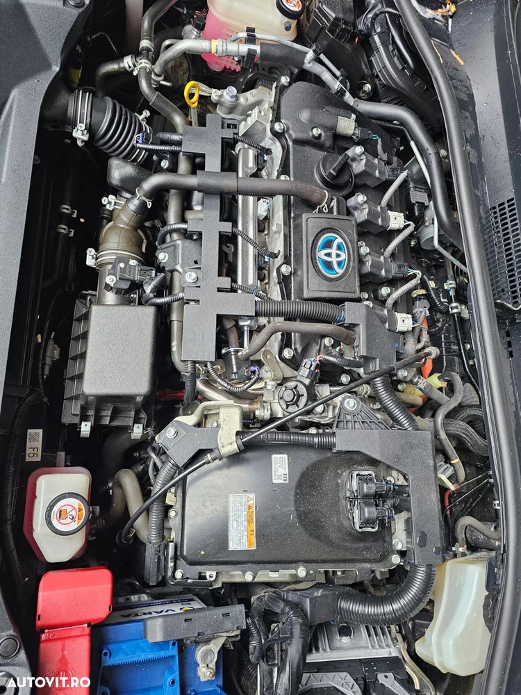 Toyota C-HR 1.8 HSD 4x2 CVT C-enter - 4