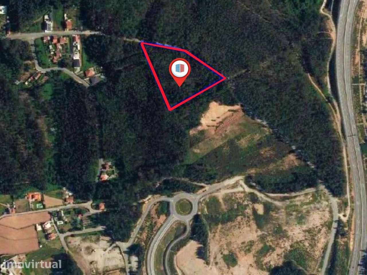 Terreno com 7801 m2 em Sandim - Grande imagem: 2/15