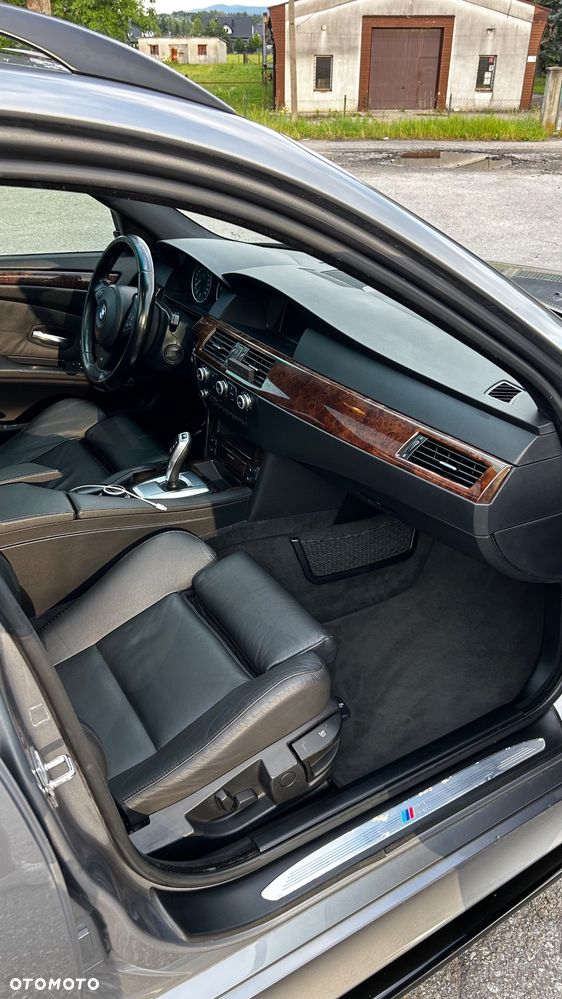 BMW Seria 5 530d - 13