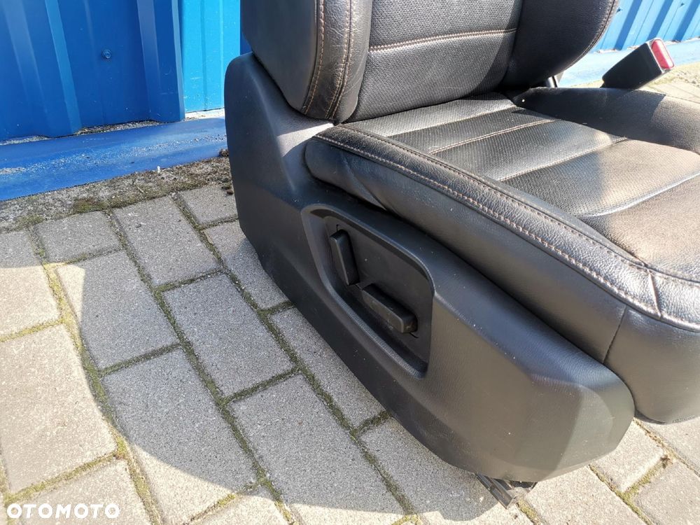 MAZDA CX5 II FOTEL SKORA PRAWY PRZEDNI - 3