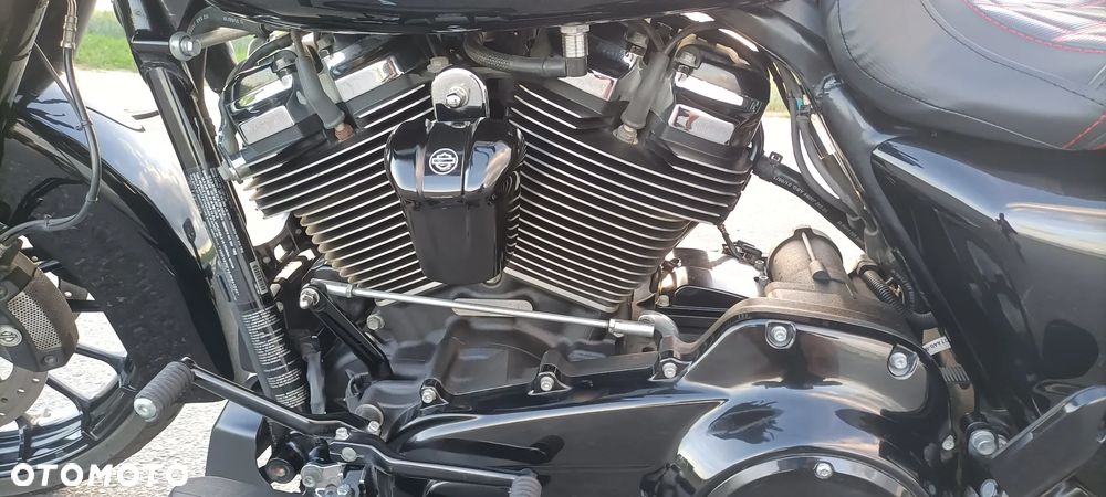 Harley-Davidson Touring Street Glide - 7