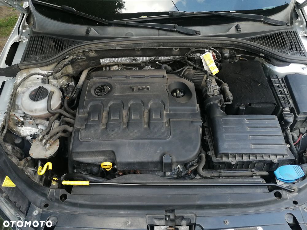 Skoda Octavia 1.6 TDI Style DSG - 34