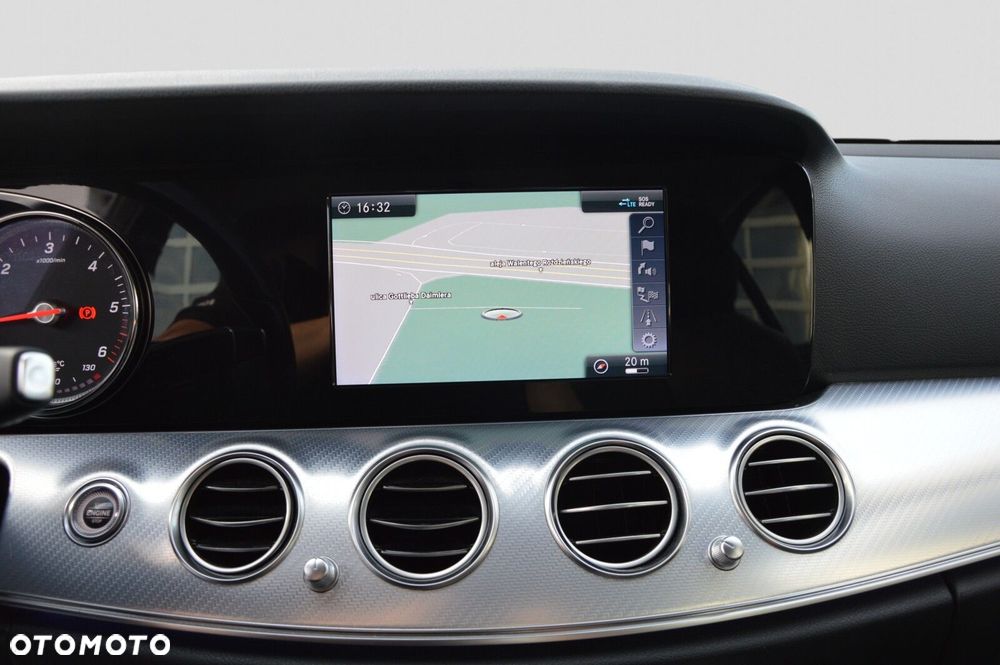 Mercedes-Benz Klasa E 220 d 4-Matic Business Edition 9G-TRONIC - 15