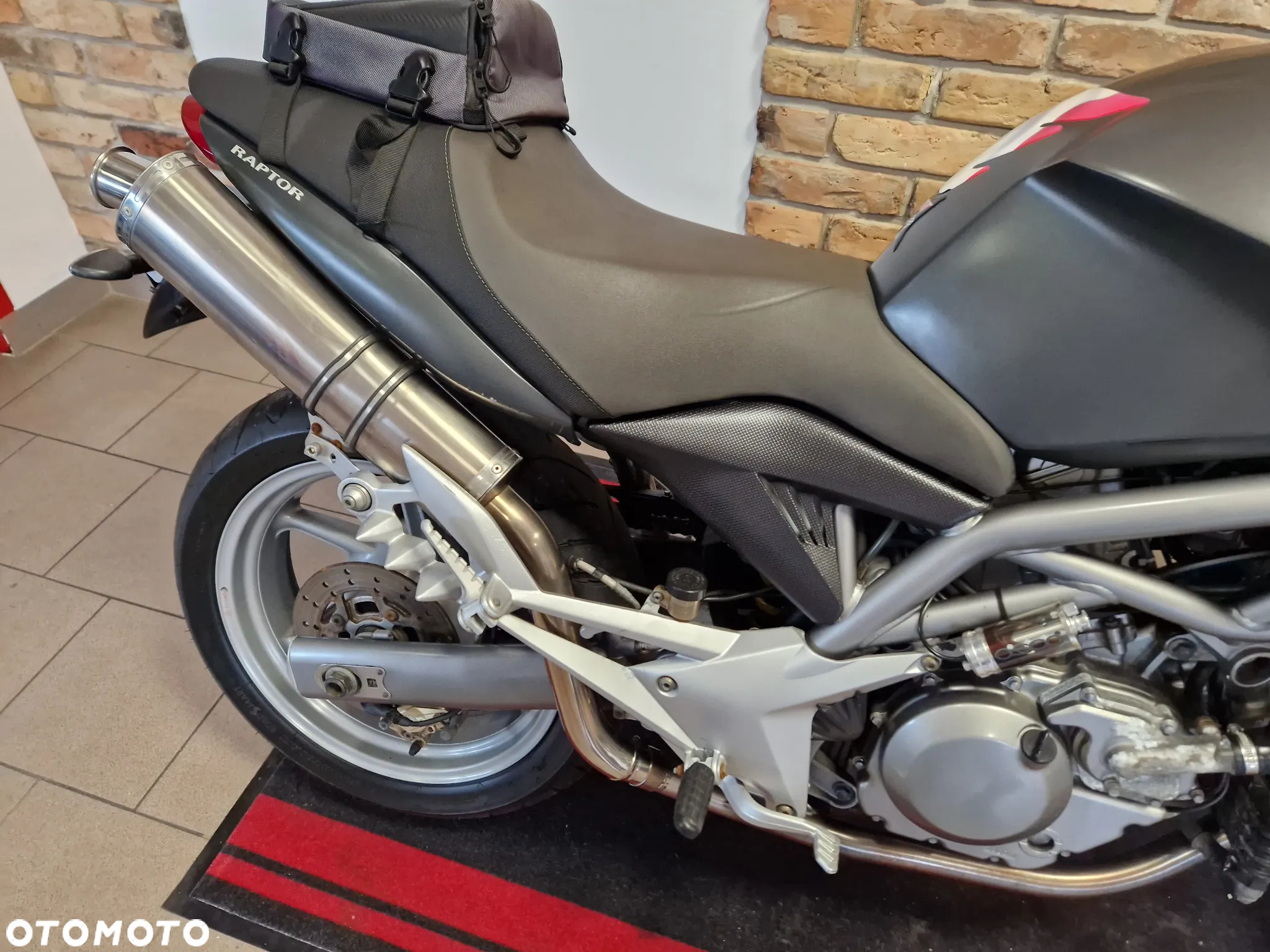 Cagiva Raptor - 24